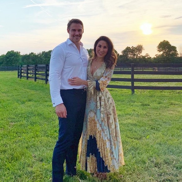 GORGEOUS H&M Printed Pleated Chiffon Wrap Dress - Picture 4 of 10